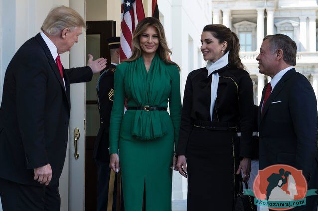 Стильная первая леди: Меланья Трамп в изумрудном платье встретилась с королевой Иордании
