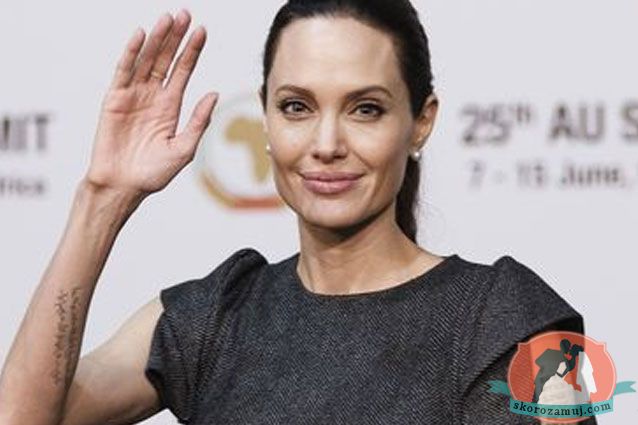 Анджелину Джоли сразил паралич на нервной почве