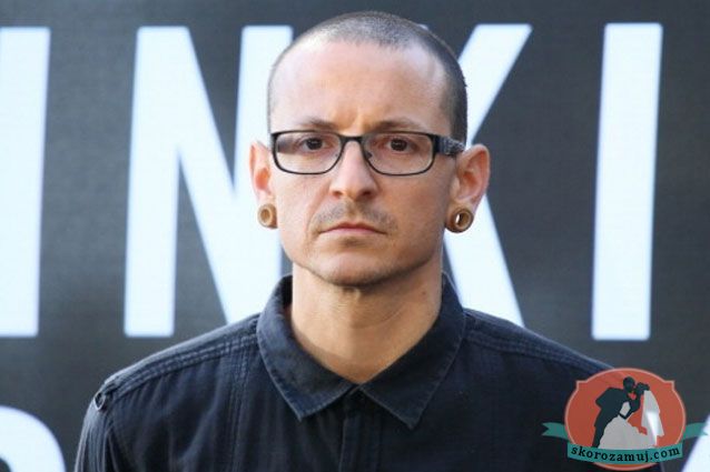 Вокалист Linkin Park Беннингтон совершил суицид в день рождения покойного друга