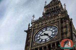 Жители Лондона проводят в «последний путь» Big Ben